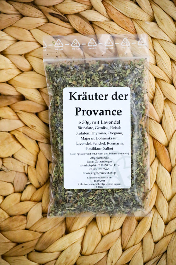 Kräuter der Provence mit Lavendel