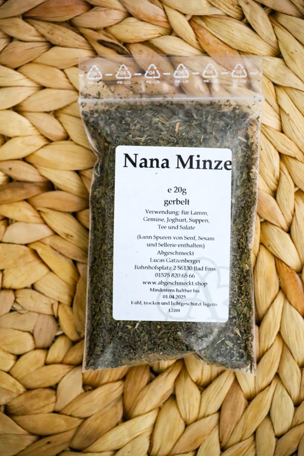 Nana Minze
